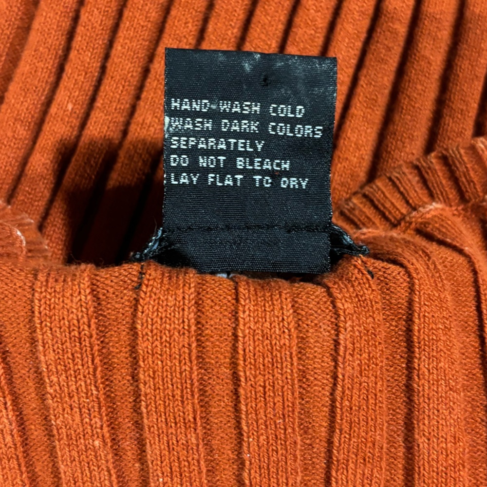 RQT‎ Rust Orange Ribbed Sweater - Picture 8 of 8